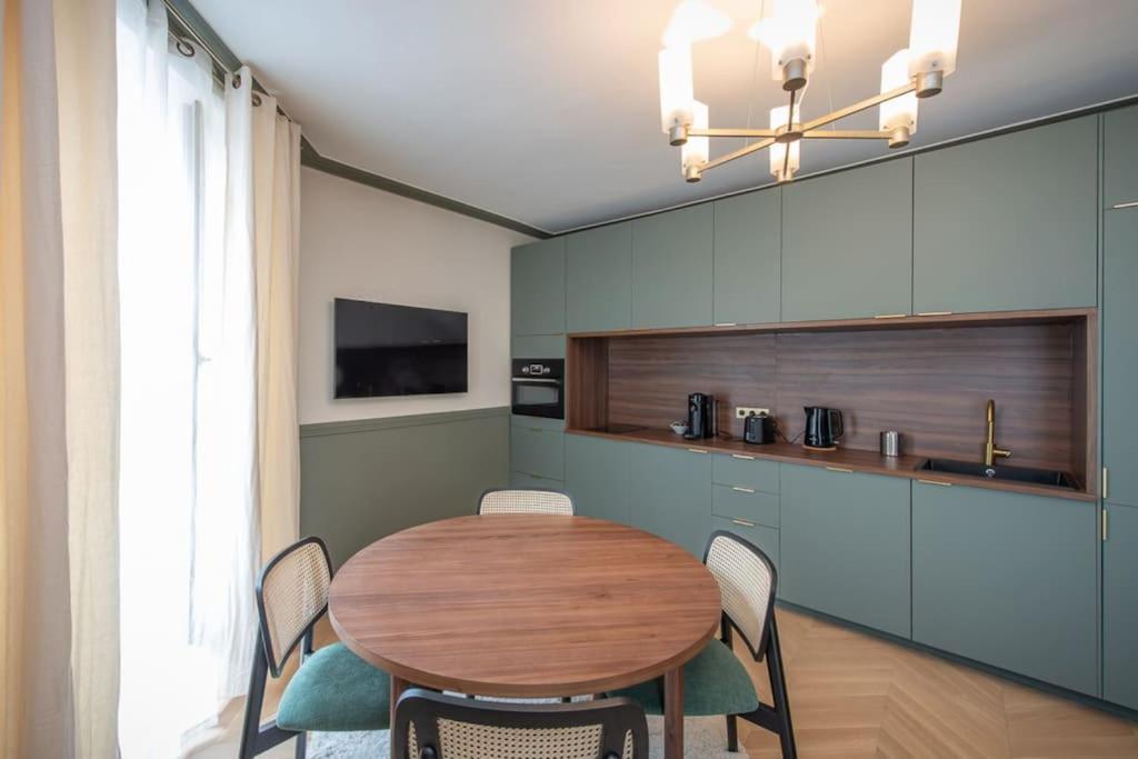 Bon Marche - Charming Apartment Parijs Buitenkant foto